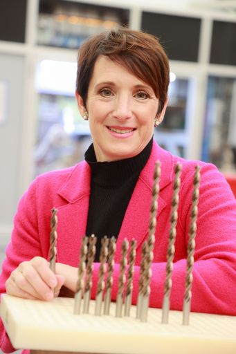  Claudia Zoff.Geschäftsführerin Alpen-May
Kestag,.Puch bei Salzburg.Foto: Franz Neumayr 25.10.2023