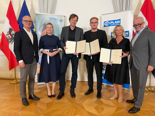v.l.n.r. Markus Mair, Susanne Raab, Gerald John,
Lukas Matzinger, Kathrin Gulnerits (in Vertretung für Saskia
Wolfesberger) Rudi Klausnitzer