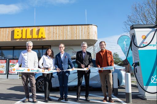 Shell Recharge bei BILLA