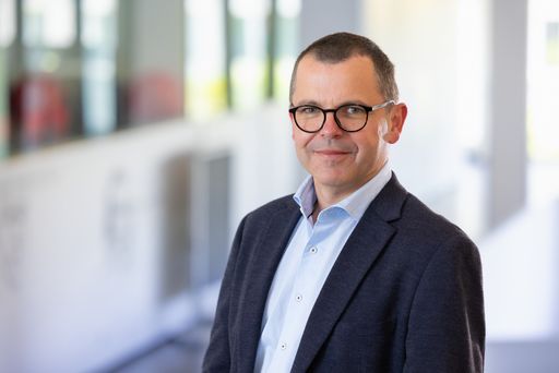 Vorschau Bild von DI Dr. techn. Thomas Sommerauer ist Leiter des Bachelorstudiums
Bauingenieurwesen – Baumanagement an der FH Campus Wien