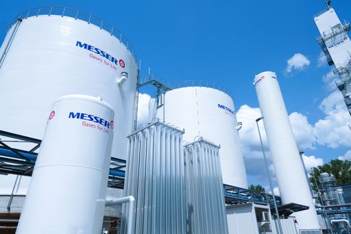 Luftzerlegungsanlage von Messer in Speyer, Deutschland. / Die
Verwendung dieses Bildes für redaktionelle Zwecke ist unter
Beachtung aller mitgeteilten Nutzungsbedingungen zulässig und dann
auch honorarfrei. Veröffentlichung ausschließlich mit
Bildrechte-Hinweis.