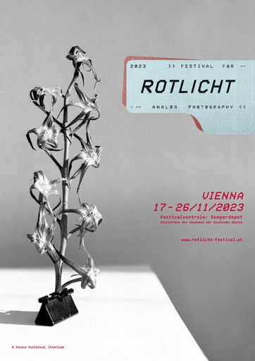Festival-Plakat des internationalen Rotlicht
Festivals Wien 2023