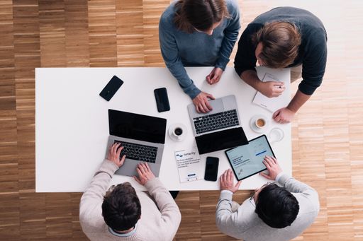 Vorschau Bild von ID Austria verkürzt Aufwand für
Online-Firmengründung auf unter 10 Minuten – E-Ausweis nun auch für
digitales Notariat einsetzbar