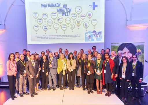 Sponsoren, Vorstand und Team der Kindernothilfe
Österreich beim Benefiz "In 80 Minuten um die Welt" im Wiener
Museumsquartier
