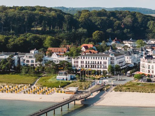  Das Hotel Cerês am Meer gehört künftig zur A-ROSA Collection,
eine Marke der DSR Hotel Holding. / Die Verwendung dieses Bildes für
redaktionelle Zwecke ist unter Beachtung aller mitgeteilten
Nutzungsbedingungen zulässig und dann auch honorarfrei.
Veröffentlichung ausschließlich mit Bildrechte-Hinweis.