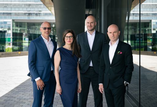  v.l.n.r SPG Geschäftsführung Peter Gönitzer und
Lorena Skiljan, PALLAS CAPITAL Vorstand Helmut Kogler und Florian
Koschat
