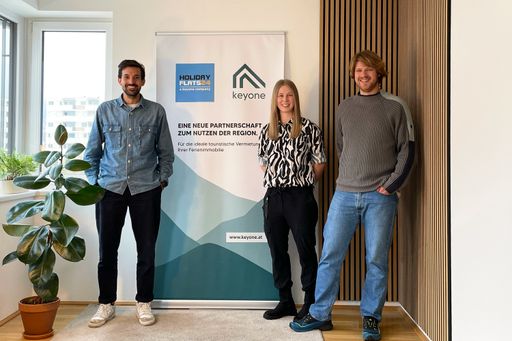 V.l.n.r. Robert Larcher (CEO), Julia
Unterganschnigg (Head of Sales), Moritz Schröcksnadel (CEO)