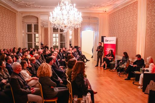 Präsentation des neuen ÖIF-Gedichtbands "Die Zeit nimmt Gift und
Süße"