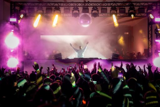  DJ Lost Frequencies rockt die Musikbühne in
Mayrhofen