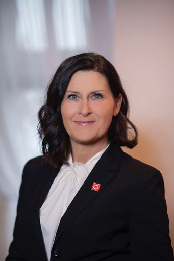 Vorschau Bild von Karin Zeiler, Chefredakteurin, RegionalMedien
Niederösterreich.