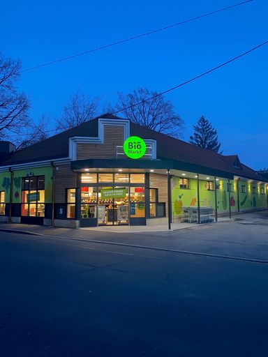 Vorschau Bild von Fassade Morgenstimmung Graz Eggenberg