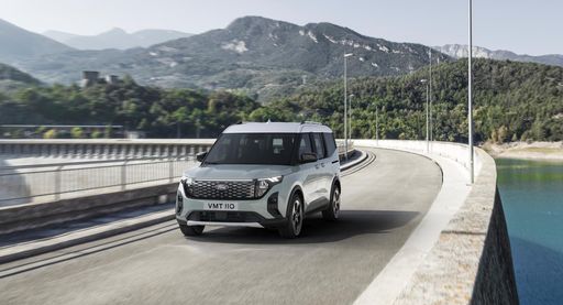  Noch im Laufe des Jahres bestellbar: Der neue, rein elektrische
E-Tourneo Courier. / Die Verwendung dieses Bildes für redaktionelle
Zwecke ist unter Beachtung aller mitgeteilten Nutzungsbedingungen
zulässig und dann auch honorarfrei. Veröffentlichung ausschließlich
mit Bildrechte-Hinweis.