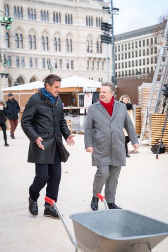 Vorschau Bild von BGM Michael Ludwig und StR Peter Hanke - Eistraum