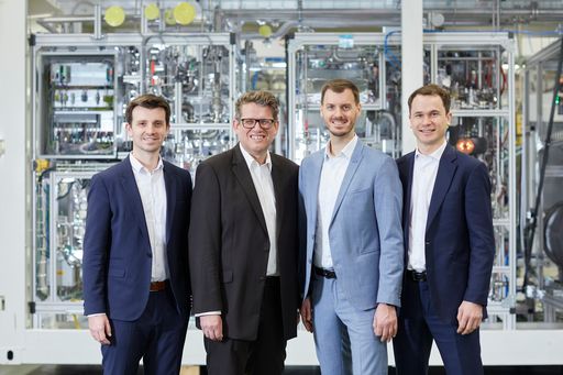  Das INERATEC Management Team: Philipp Engelkamp, Ingo Katz, Tim
Boeltken und Caspar Schuchmann. / Die Verwendung dieses Bildes für
redaktionelle Zwecke ist unter Beachtung aller mitgeteilten
Nutzungsbedingungen zulässig und dann auch honorarfrei.
Veröffentlichung ausschließlich mit Bildrechte-Hinweis.
