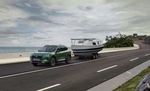Vorschau Bild von Der neue Ford Kuga mit verbesserten Hybridantrieben und höchster
Anhängelast / Die Verwendung dieses Bildes für redaktionelle Zwecke
ist unter Beachtung aller mitgeteilten Nutzungsbedingungen zulässig
und dann auch honorarfrei. Veröffentlichung ausschließlich mit
Bildrechte-Hinweis.