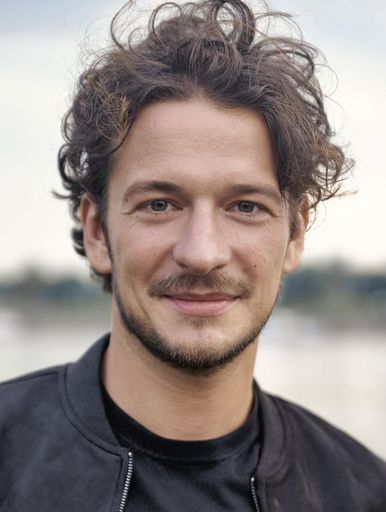 Schauspieler Stefan Gorski / Die Verwendung dieses Bildes für
redaktionelle Zwecke ist unter Beachtung aller mitgeteilten
Nutzungsbedingungen zulässig und dann auch honorarfrei.
Veröffentlichung ausschließlich mit Bildrechte-Hinweis.