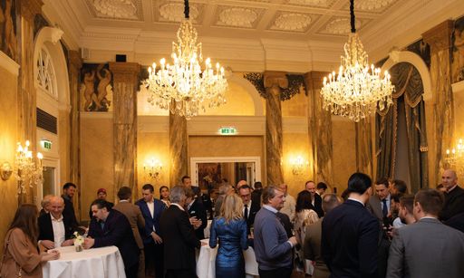 Vorschau Bild von Saphira-Neujahrsempfang mit Interessenten und
Kunden