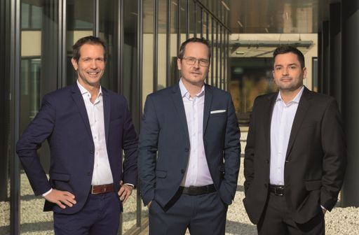  Geschäftsführung von MADx, von links nach rechts:
Florian Schnabl (CFO), Christian Harwanegg (CEO) und Georg Mitterer
(COO).
