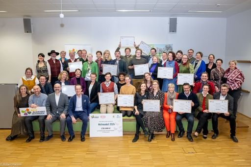 Vorschau Bild von #streuobst: Die glücklichen prämierten
Projektpartner:innen