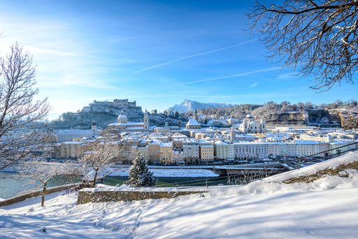  Panorama Salzburg Altstadt im Winter
