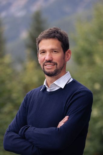 Lukas Püspök, Geschäftsführer von PÜSPÖK // größter
privater Windkraftbetreiber in Österreich und einer der größten
privaten Stromproduzenten aus erneuerbaren Energien in Österreich.