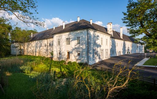 Vorschau Bild von Schloss Lackenbach im Mittelburgenland