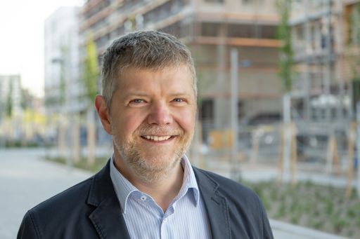 Vorschau Bild von Roman Koselsky bildet gemeinsam mit Robert Grüneis
die Geschäftsführung der Wien 3420 Umwelt und Baulog GmbH.