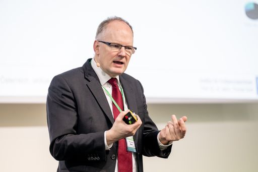 Prof. Thomas Koch fordert Schulterschluss bei allen
nicht fossilen Kraftstoffen
