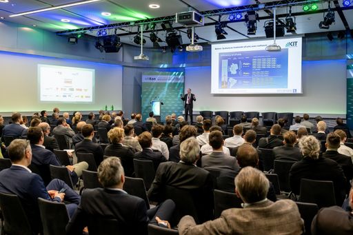 Vorschau Bild von Rekordbesuch bei der 2. eKKon mit über 300
Teilnehmern