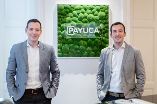 Vorschau Bild von Die zwei Geschäftsführer der PAYUCA GmbH Dominik
und Wolfgang Wegmayer in ihrem Headquater im Wiener Rivergate.