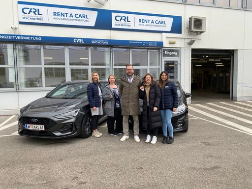 Übergabe der beiden neuen Fahrzeuge von CARL an MOMO. / Die
Verwendung dieses Bildes für redaktionelle Zwecke ist unter
Beachtung aller mitgeteilten Nutzungsbedingungen zulässig und dann
auch honorarfrei. Veröffentlichung ausschließlich mit
Bildrechte-Hinweis.