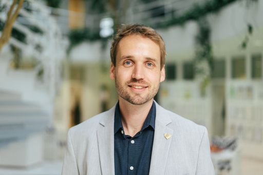 Dr. Peter Müller-Pellet / Die Verwendung dieses Bildes für
redaktionelle Zwecke ist unter Beachtung aller mitgeteilten
Nutzungsbedingungen zulässig und dann auch honorarfrei.
Veröffentlichung ausschließlich mit Bildrechte-Hinweis.