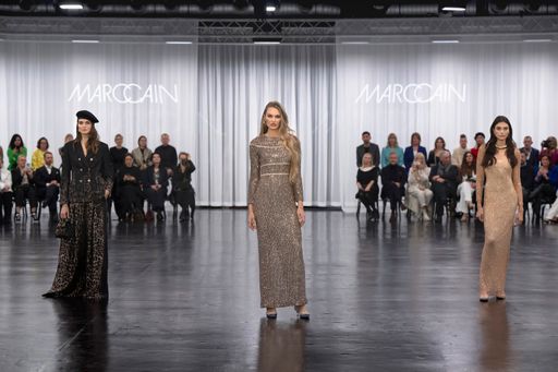 Marc Cain Fashion Show Berlin / Die Verwendung dieses Bildes für
redaktionelle Zwecke ist unter Beachtung aller mitgeteilten
Nutzungsbedingungen zulässig und dann auch honorarfrei.
Veröffentlichung ausschließlich mit Bildrechte-Hinweis.