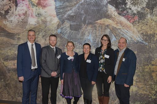 Vorschau Bild von Heiltherme GF Gernot Deutsch mit Vertreter:innen
aus dem Tourismus