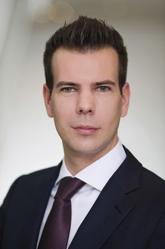 Vorschau Bild von Florian Dangl, Bereichsleiter Private Banking &
Treasury, VOLKSBANK WIEN AG
