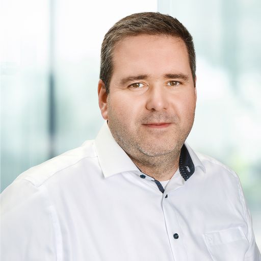 Vorschau Bild von Clemens Danter wurde zum Geschäftsführer der
Compass-Datenbank sowie zum Prokuristen im Compass-Verlag ernannt.