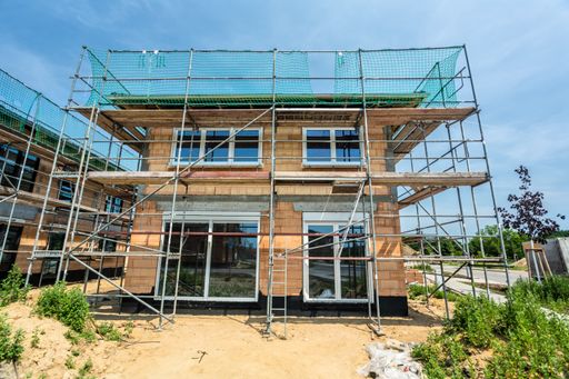  Ausbau, Ankauf und Sanierung bestehender Objekte
als Alternative zum Neubau: bei Eigenheimen braucht es einen
Paradigmenwechsel.