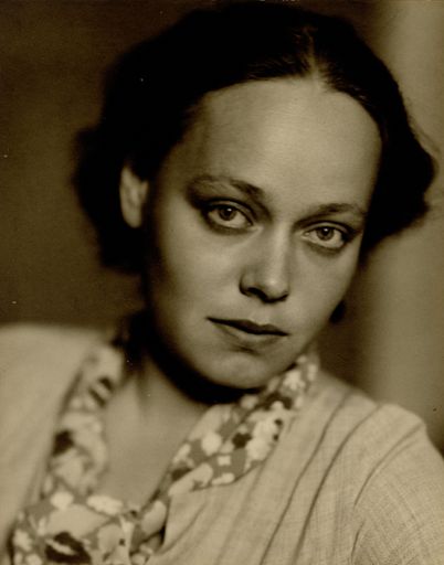 Vorschau Bild von My Ullmann um 1935 © Privatbesitz