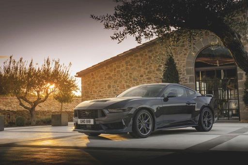 Vorschau Bild von Ford Mustang Dark Horse / Die Verwendung dieses Bildes für
redaktionelle Zwecke ist unter Beachtung aller mitgeteilten
Nutzungsbedingungen zulässig und dann auch honorarfrei.
Veröffentlichung ausschließlich mit Bildrechte-Hinweis.