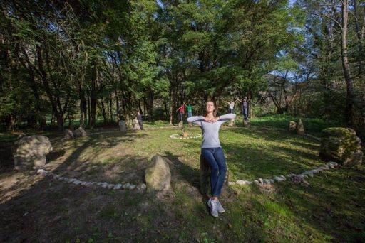  WALDNESS im Wienerwald in der Krainerhütte.
Entspannung pur – hier beim sogenannten Medizinrad