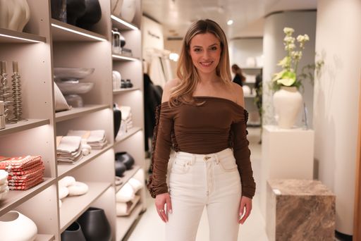 Delia Lachance bei dem Westwing Breuninger Store Opening in
Stuttgart / Die Verwendung dieses Bildes für redaktionelle Zwecke
ist unter Beachtung aller mitgeteilten Nutzungsbedingungen zulässig
und dann auch honorarfrei. Veröffentlichung ausschließlich mit
Bildrechte-Hinweis.