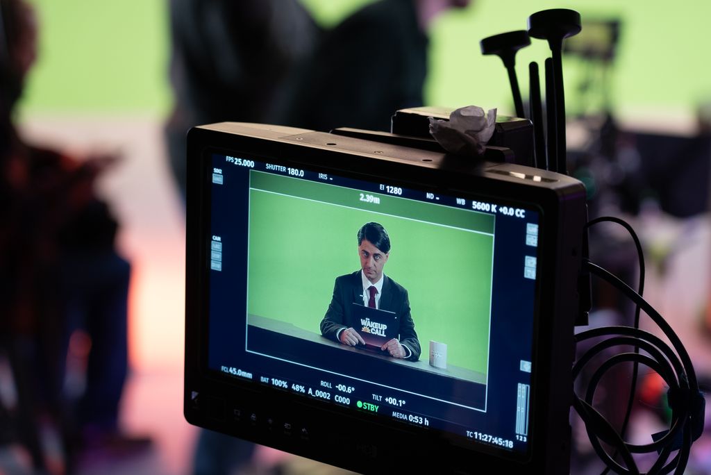 Diktator als Moderator: „Der Wake-Up Call“ – der Videopodcast, der ...