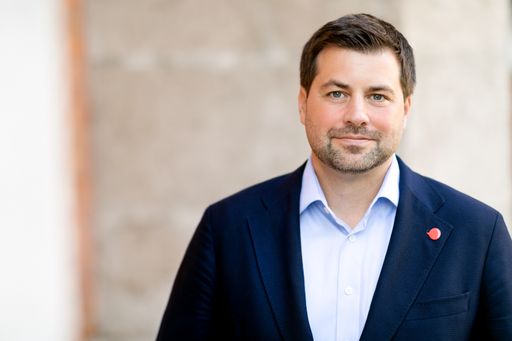 UNOS-Bundessprecher Michael Bernhard:
„Unternehmertum soll in unserer Gesellschaft wieder den Wert
bekommen, den es verdient.“