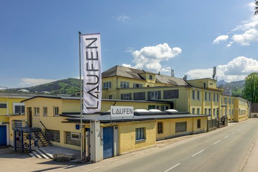 Vorschau Bild von Außenaufnahme des LAUFEN Produktions- und
Innovationszentrums in der Engelhofstraße 5, 4810 Gmunden, OÖ.