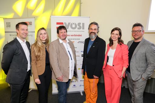 https://www.apa-fotoservice.at/galerie/36410 Think Tech. Create
Business. Inspirierende Lösungen für nachhaltiges Business. Das war
der VÖSI Software 2024 in der WKÖ.