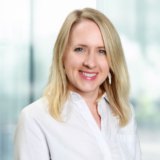 Vorschau Bild von Katharina Raubek, Prokuristin und Leiterin Vertrieb
im Compass-Verlag
