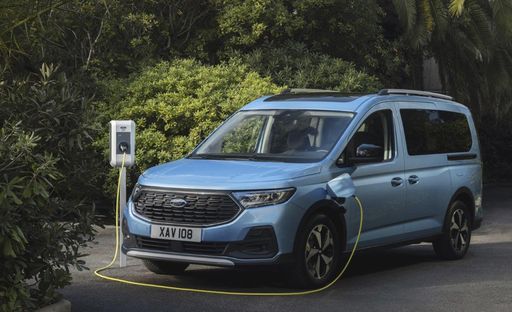 Vorschau Bild von Als erster in seinem Segment mit einem Plug-in-Hybrid-Antrieb:
Ford Tourneo Connect PHEV / Weiterer Text über ots und
https://www.ots.at/pressemappe/DE143363 / Die Verwendung dieses
Bildes für redaktionelle Zwecke ist unter Beachtung aller
mitgeteilten Nutzungsbedingungen zulässig und dann auch honorarfrei.
Veröffentlichung ausschließlich mit Bildrechte-Hinweis.