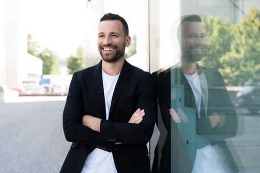 Patrick Hofer / Weiterer Text über ots und
www.presseportal.de/nr/172597 / Die Verwendung dieses Bildes für
redaktionelle Zwecke ist unter Beachtung aller mitgeteilten
Nutzungsbedingungen zulässig und dann auch honorarfrei.
Veröffentlichung ausschließlich mit Bildrechte-Hinweis.