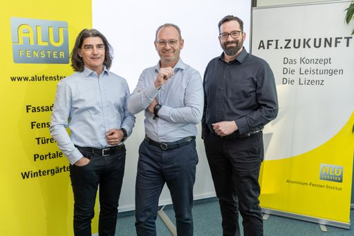 Vorschau Bild von Die Geschäftsführer dreier österreichischer Metallbaubetriebe
leiten die Geschicke des als NPO organisierten Vereins