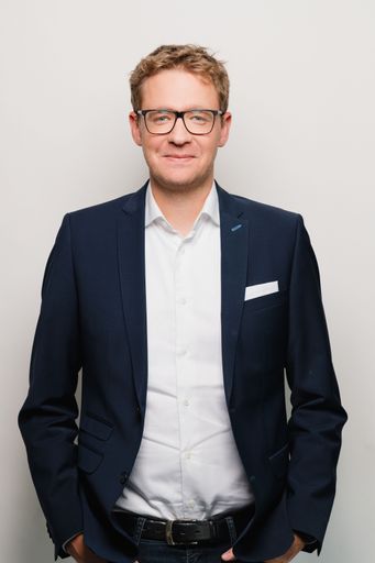 Portrait Bernhard Nachbaur, Geschäftsführer AOP
Health
